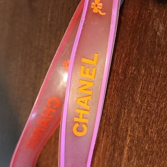 Authentic Chanel belt- rare - Picture 3 of 8